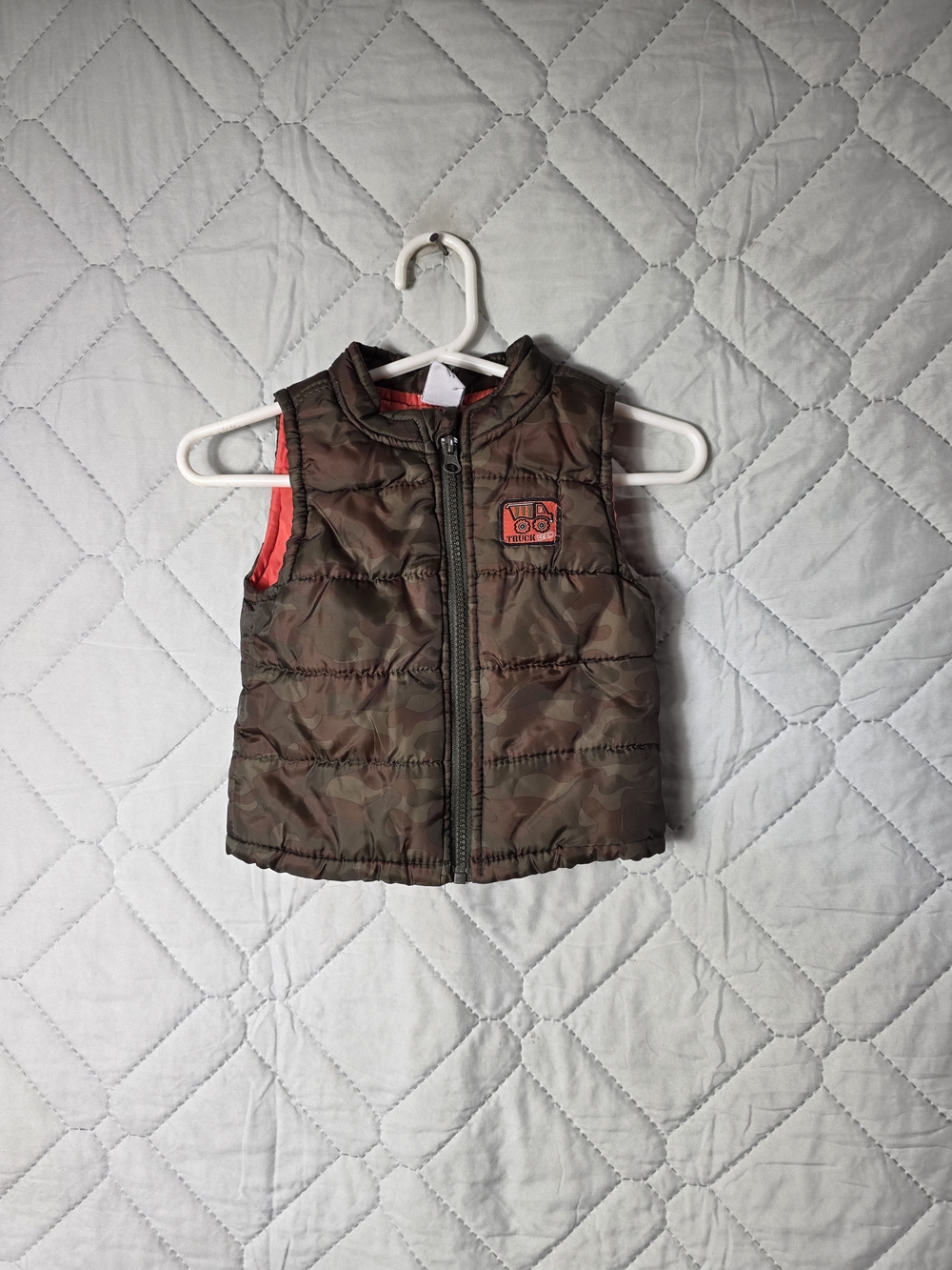 Healthtex Baby Boy Camo Vest 
 Tough Dude Truck Crew 
Size 24 Months
Sleeveless